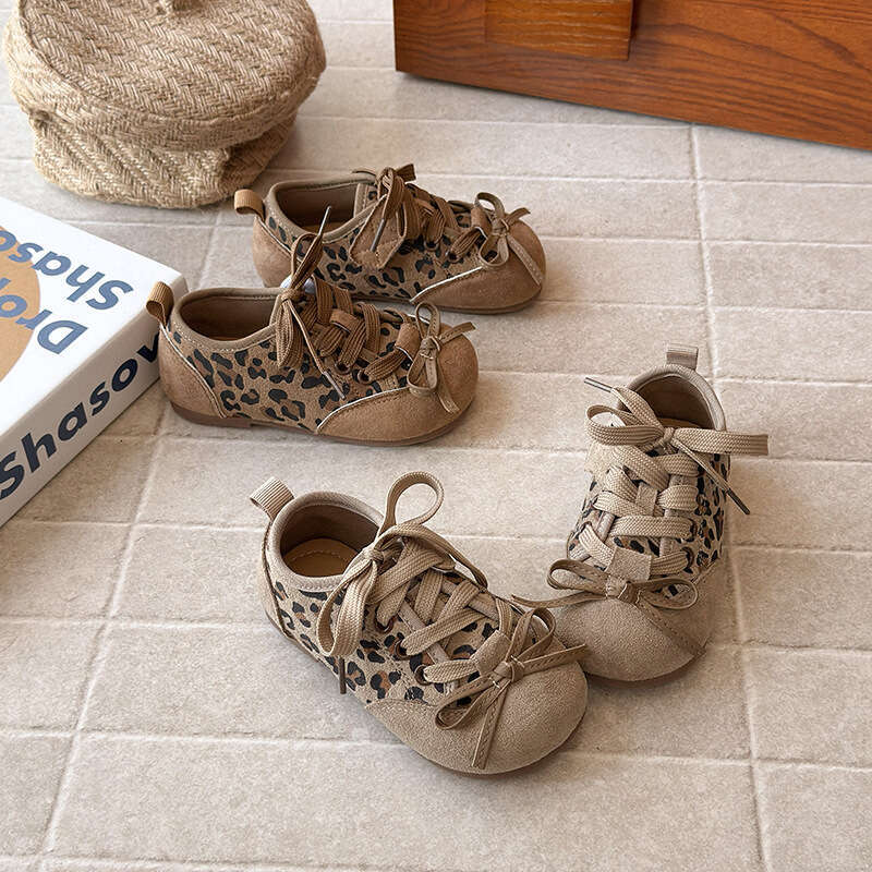 Children's Training 2025 Spring and Autumn New Korean Style Girls' Leopard Print Bowknot Forrest Gump Boys' Running Shoes