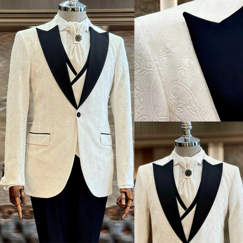 Wedding Men Suit Business Wear Tailor-Made Gentleman Tuxedo 3 Pcs Velvet Coat Vest Pants Party Singer Groom Suits Customized