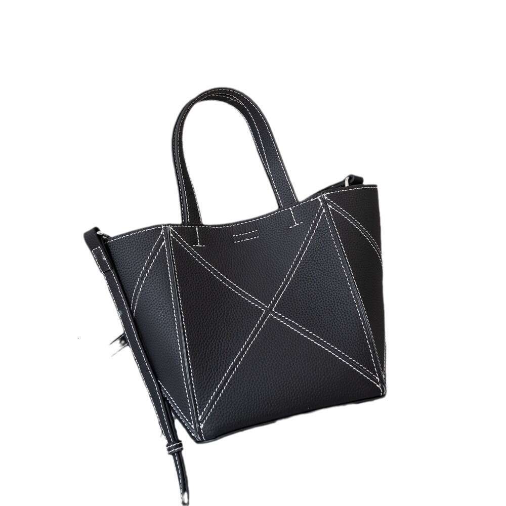 Luxury Shoulder Bags Totes Hobo Cross Border Fashion Handheld Genuine Leather Women S TOGO Top Layer Cowhide Basket Casual Mother Daughter Crossbody B