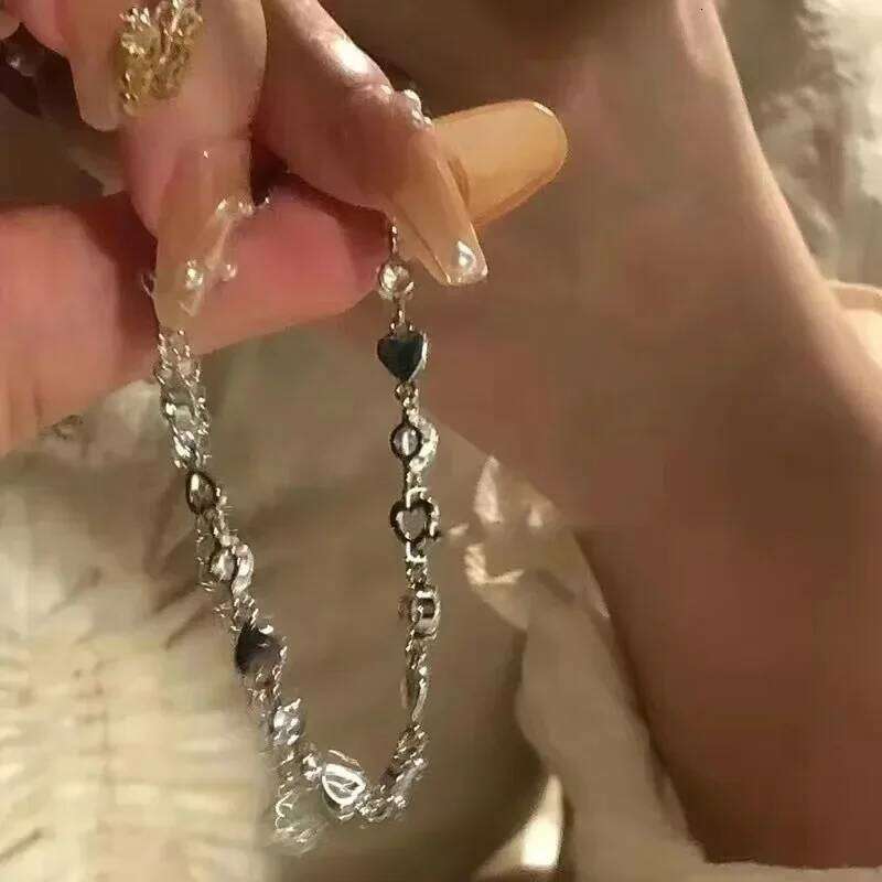 Korean Fashion Zircon Heart Link Ins for Women Sweet Girls Hollow Out Y2K Butterfly Chain Bracelet Party Jewelry Gifts 25H1229
