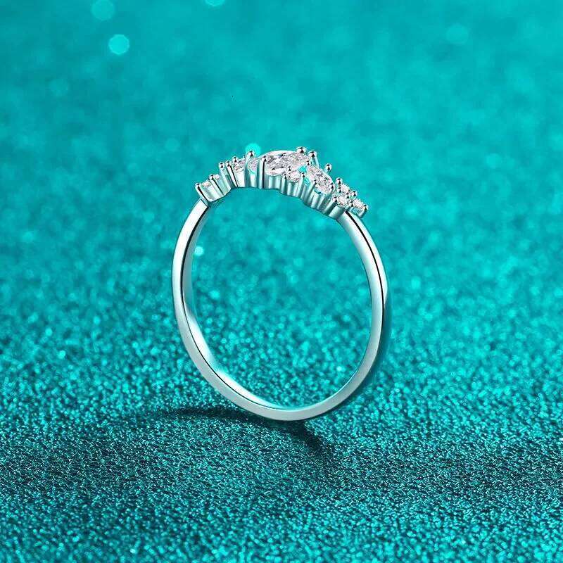 18K gold inlaid fashion design PT950 platinum Valentine's Day gift moissanite diamond ring f95