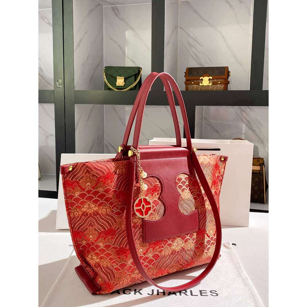 MACK JHARLES Vintage Large Capacity Heavy Embroidery Tote for Women 2025 New High-end Wing Bag