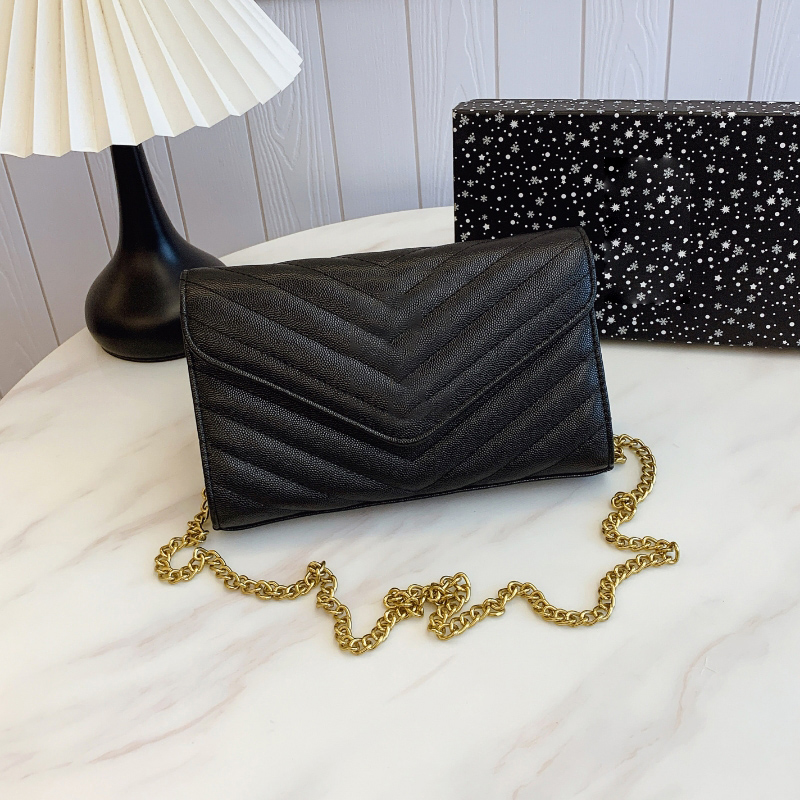 TOP designer Bag Luxury bag Fashion understated elegance Handbags Shoulder bags metal chain bag Handbag Genuine Leather bag cover