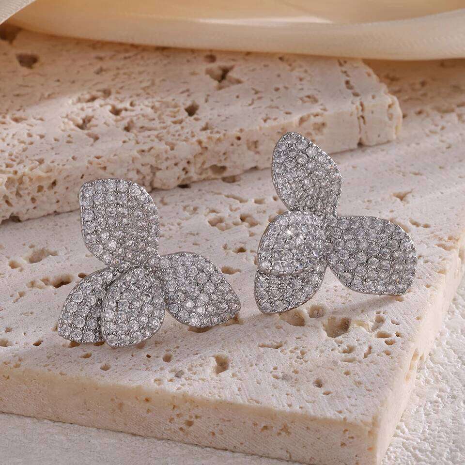 ZAKOL Luxury Leaf Leaves Flower Full Micro Cubic Zirconia Paved Wedding Bridal Earring For Women Party Jewelry Gift