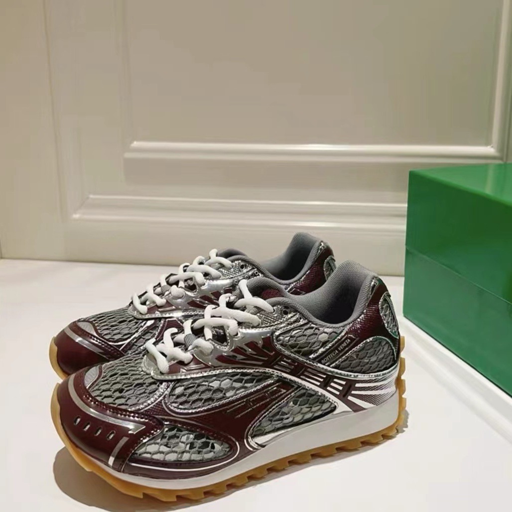 2025 New Designer Fashion Sports and Leisure Women's Shoes Color blocked Couple Shoes