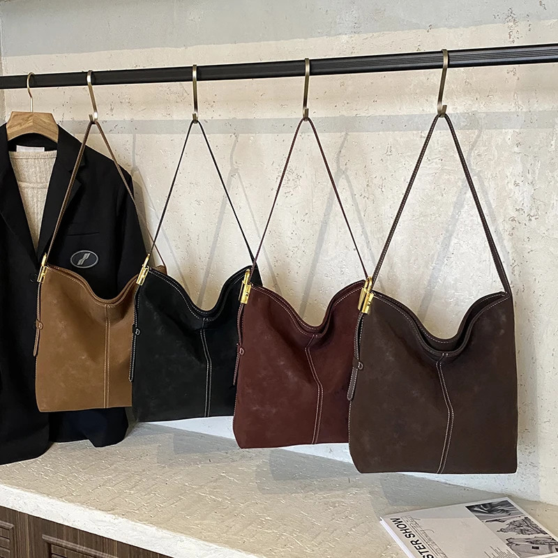 Autumn and Winter Niche n InsStyle Suede Retro Simple Bucket Bag Light Versatile Shoulder Underarm 1783QX 251216