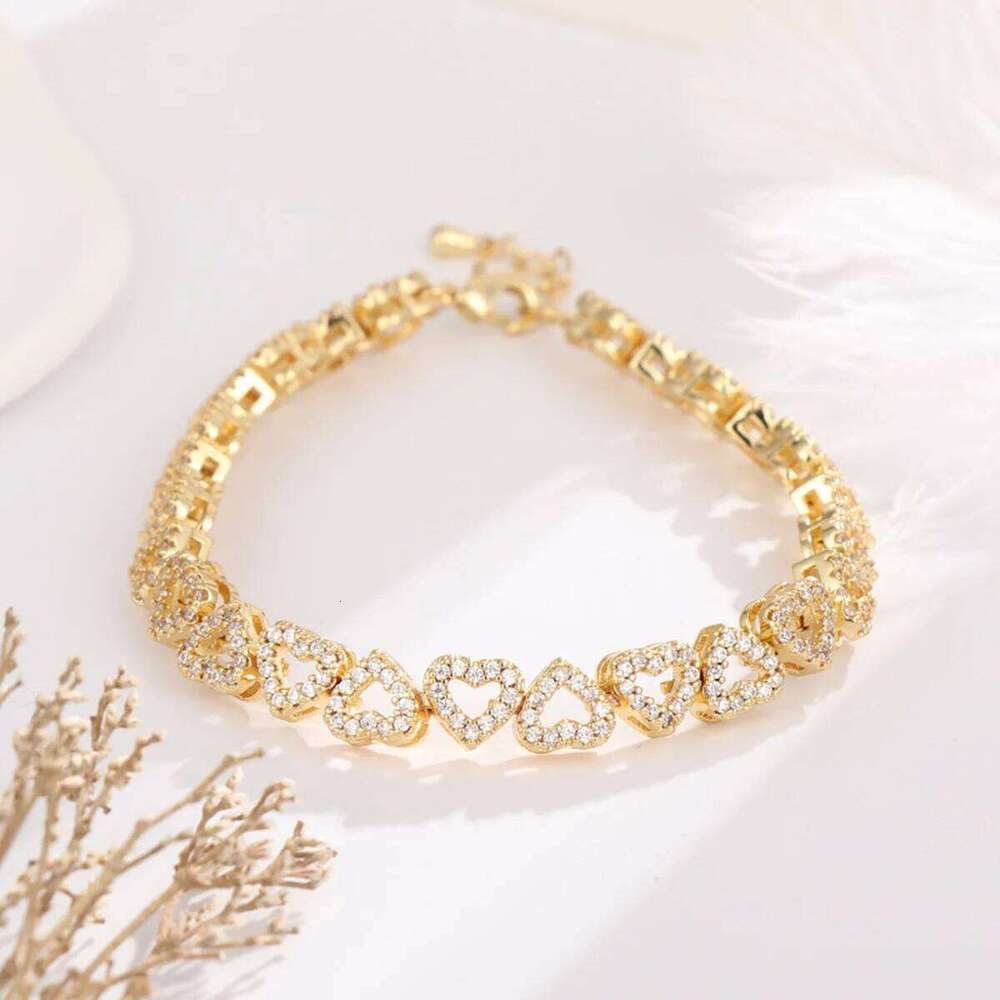ZAKOL Shiny AAA Zircon Hollow Heart Bracelet for Women Wedding Party Accessory Aesthetic Jewelry Gift