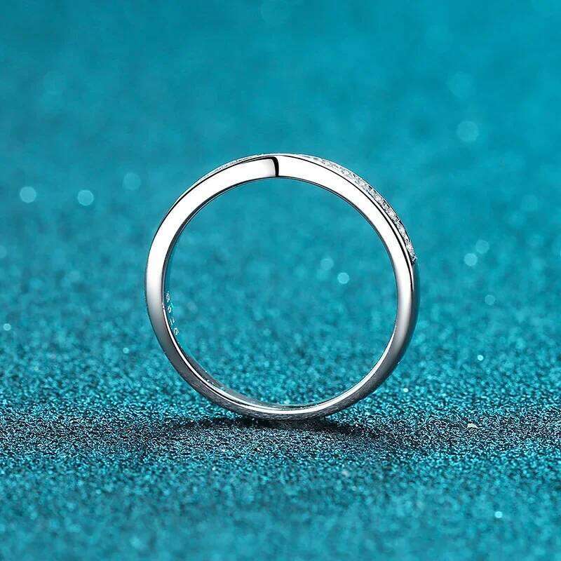 18K Gold Inlaid Women's Personalized Fashion Cross Shaped Moissanite PT950 Platinum Diamond Simple Ring 4ee