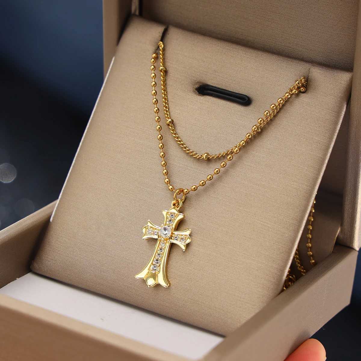 2PCS Gold Rhinestone Cross Necklaces color random Y251227