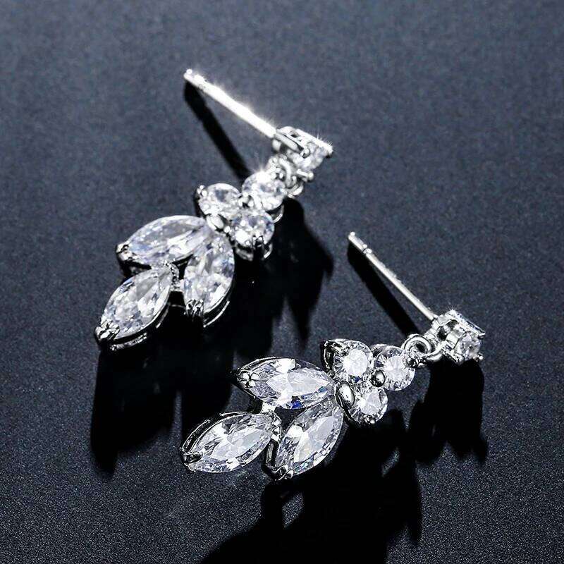 Classic Shinny Cubic Zirconia Leaf Dangle Earrings Necklace Set for Women Elegant Bridal Wedding Party Jewelry Dress