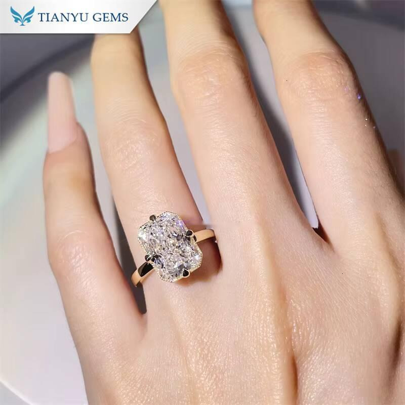 Tianyu Gems 10x8mm 4ct Radiant Cut Moissanite Ring Compass Prongs Hidden Halo 18k 14k 10k Yellow Gold Solitaire Rings for Women