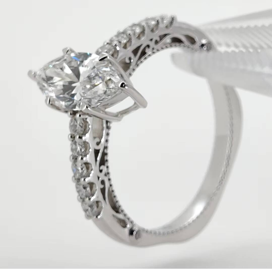 OEM ODM 14K Solid Gold Marquise Cut VS 1 Color Lab Diamond Ring Elegant Women Engagement Lab Diamond Ring