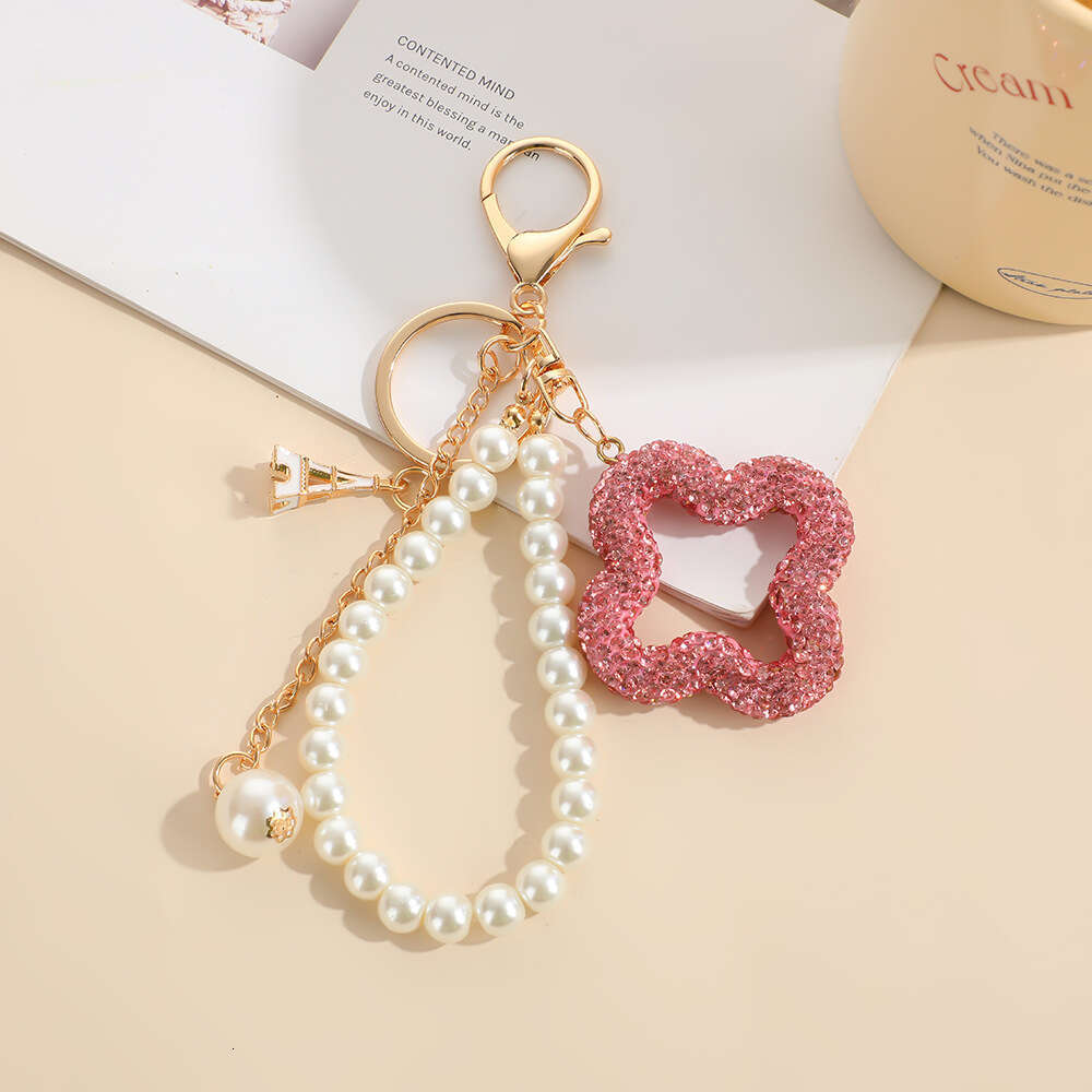 Women's Keychain Ornament Hanging Chain metal keyring key wallet Exquisite Pearl Inlaid Diamond Bag Geometric Keychain Pendant red bule