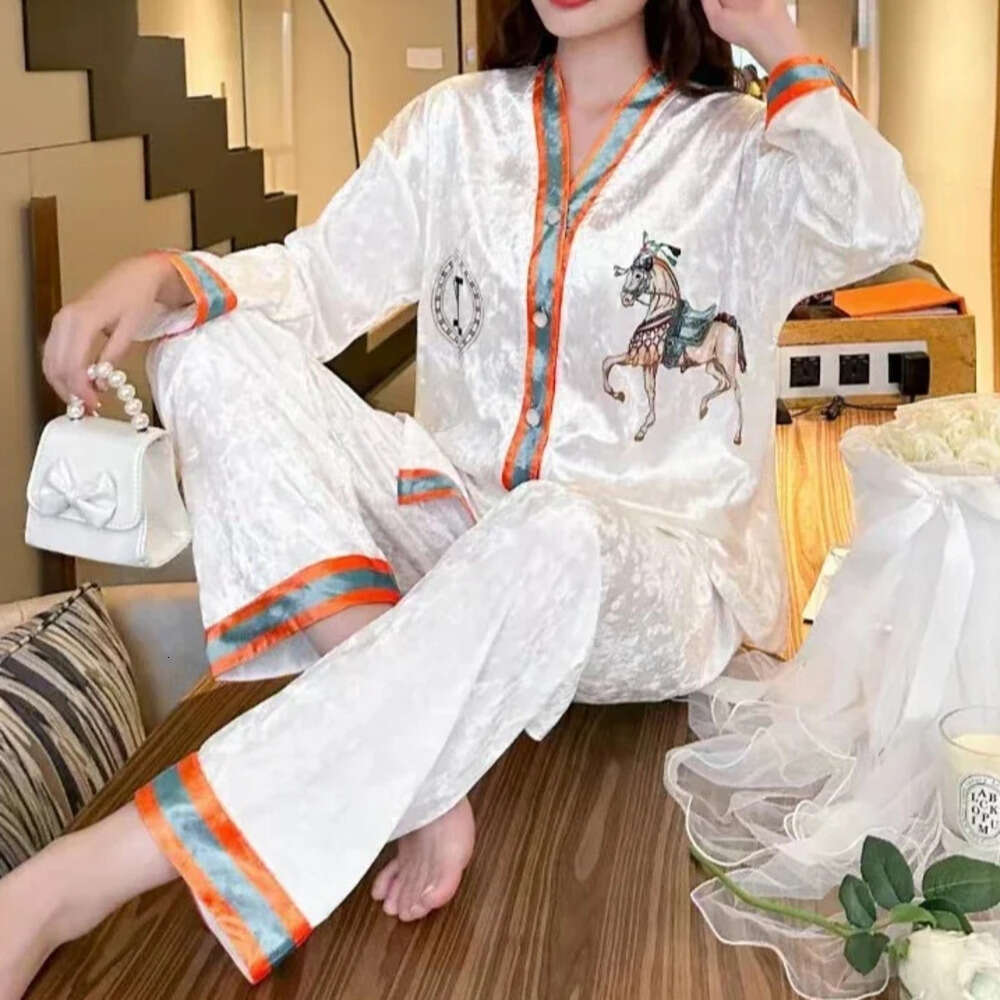 Plus Size Winter Spring Pajamas Women Korean Soft Comfort Gold Velvet Long-Sleeved Trousers Suit V-Neck High-Grade Home Clothes