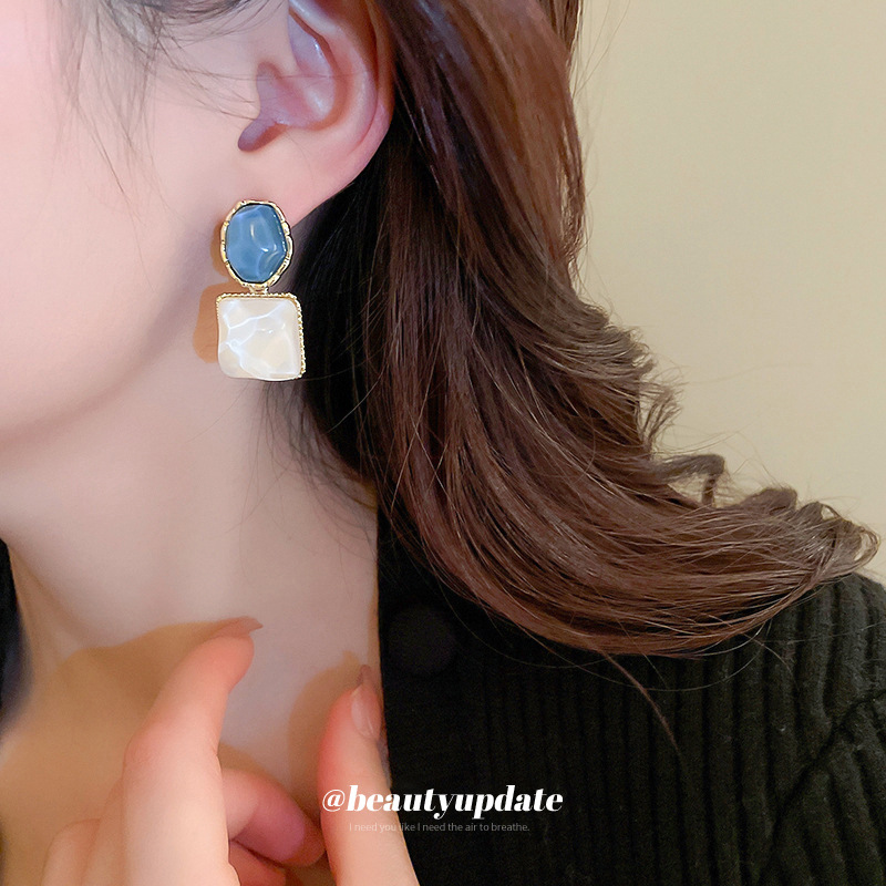 Silver Needle Sparkling Water Pattern Irregular Square Elliptical Earrings French Premium Earrings Earrings Pendants Earrings