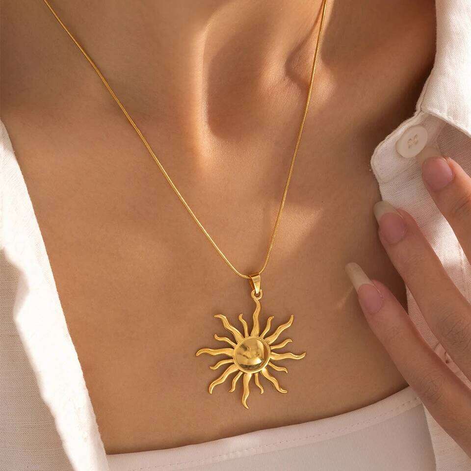 ZAKOL 316L Stainless Steel Golden Sun Pendant Necklace For Women Girl New Concise Solar Neck Chain Choker Jewelry Gift
