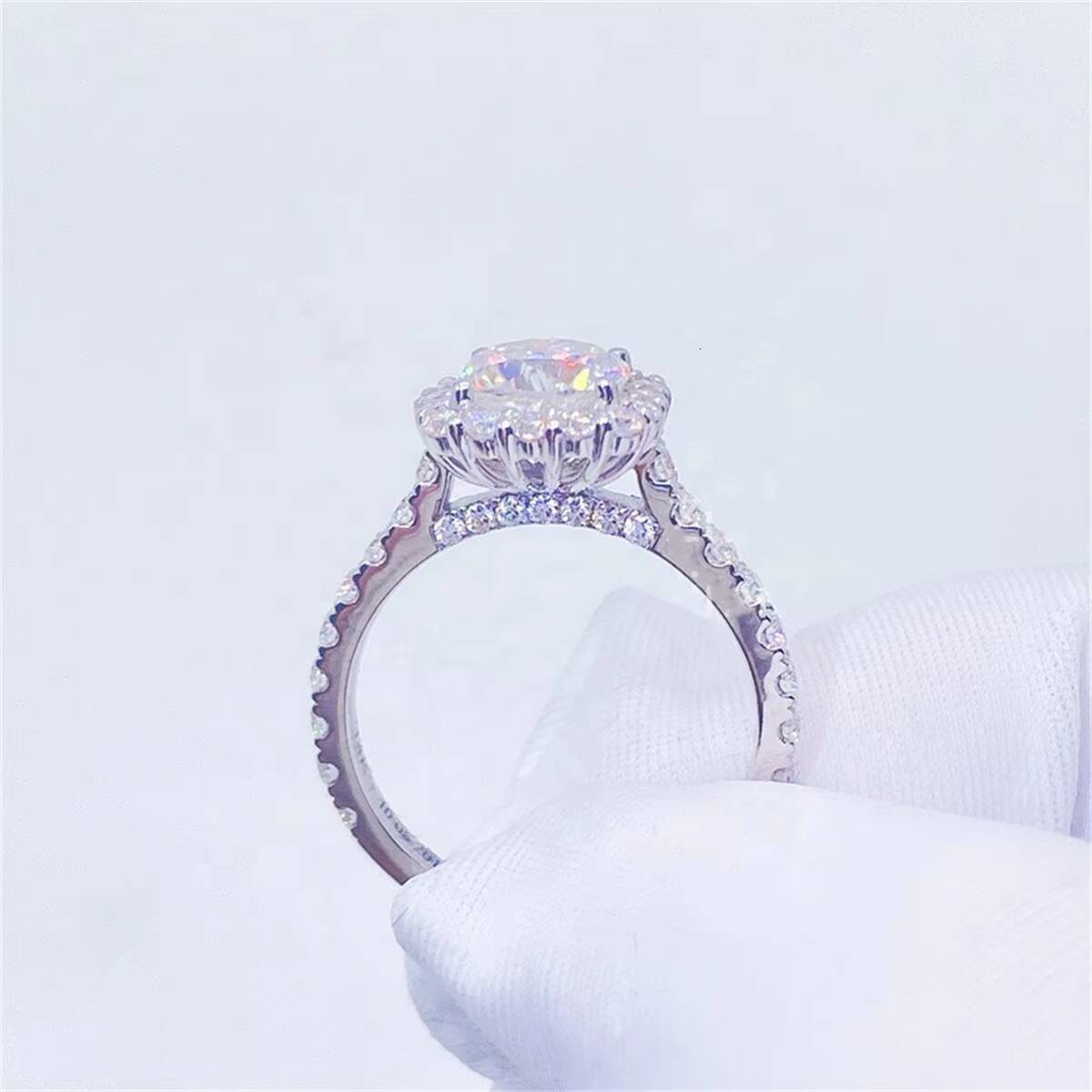 Custom Ring Band Luxury 2Ct Cushion Flawless Moissanite Diamond Engagement Ring 14K Solid Gold Wedding Rings for Women