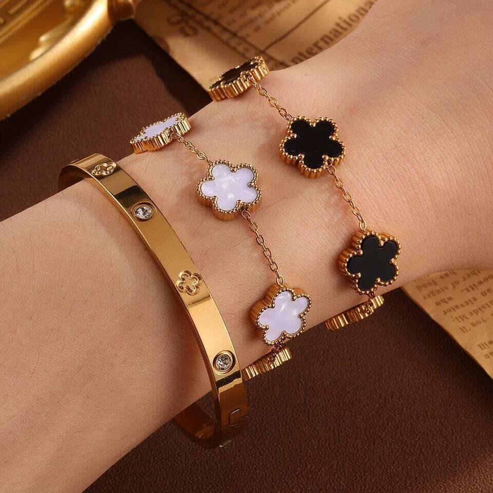 ZAKOL 2pcs Stainless Steel Shiny Zircon Four-leaf Flower Bracelet Bangles Set for Women Exquisite Wedding Party Jewelry
