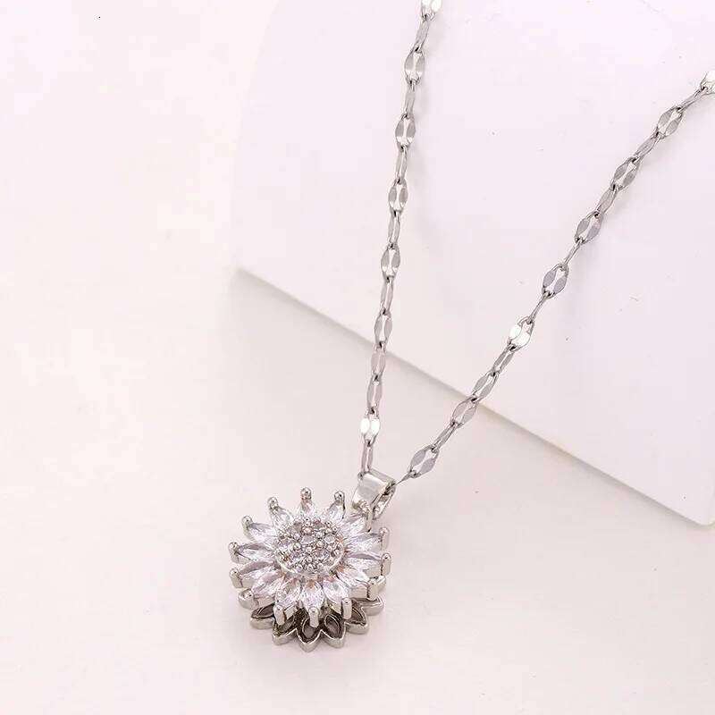 Trendy Rotation Spin Sunflower Stainless Steel Zircon Necklaces For Women Metal Crystal Necklace Party Birthday Gifts Jewelry