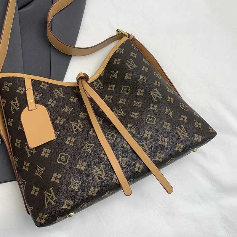 Trendy Fashion Messenger Bag With Solid Color Business Leisure Style Elegant Touch And Large Capacity H251229