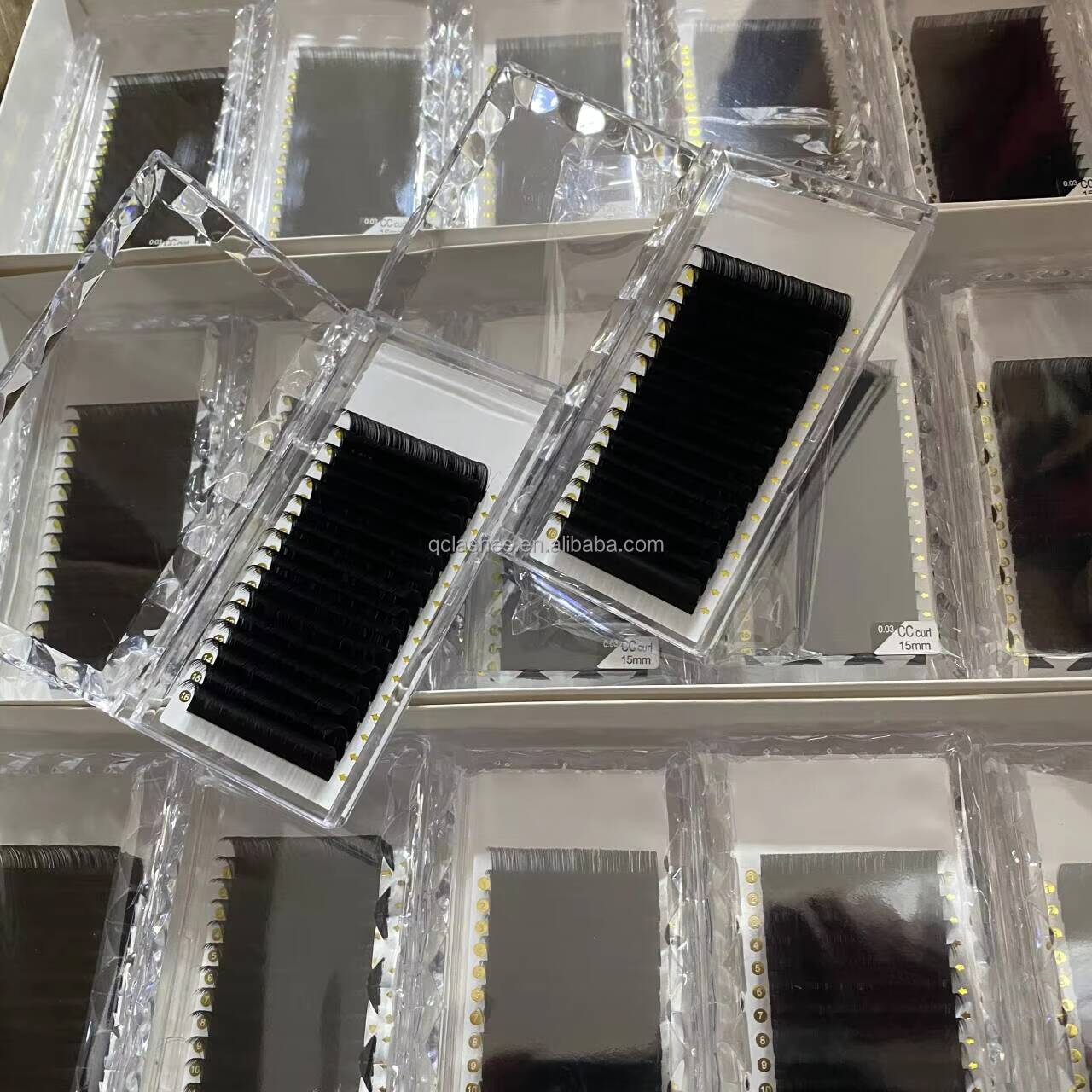 Custom Velvet Volume Lash Tray Soft Silk Eyelash Extension Fluffy Super Jet Black Cashmere Matte Lash Extensions Trays