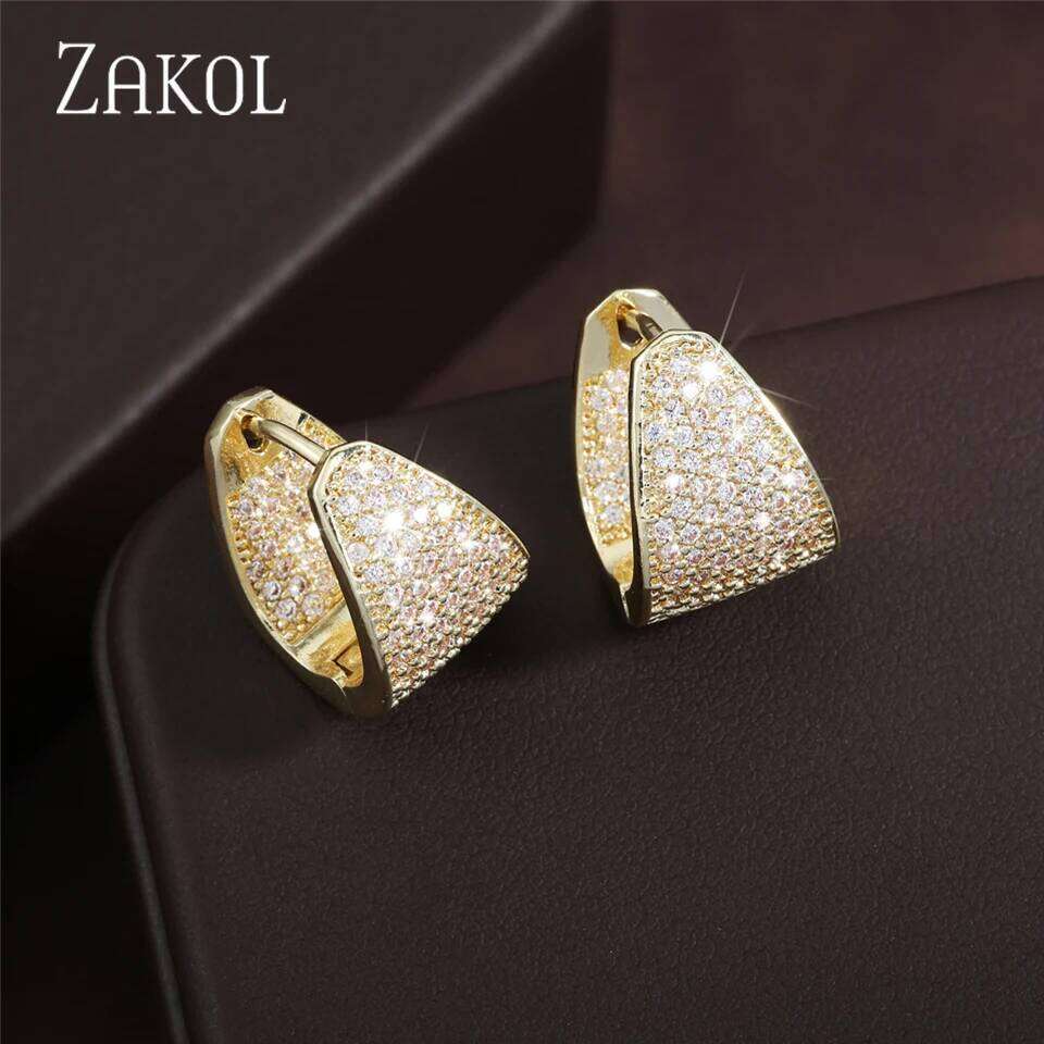 ZAKOL Fashion Chunky Triangular Water Drop Paved Zircon Hoop Earrings for Women Versatile Party Gift aretes de mujer