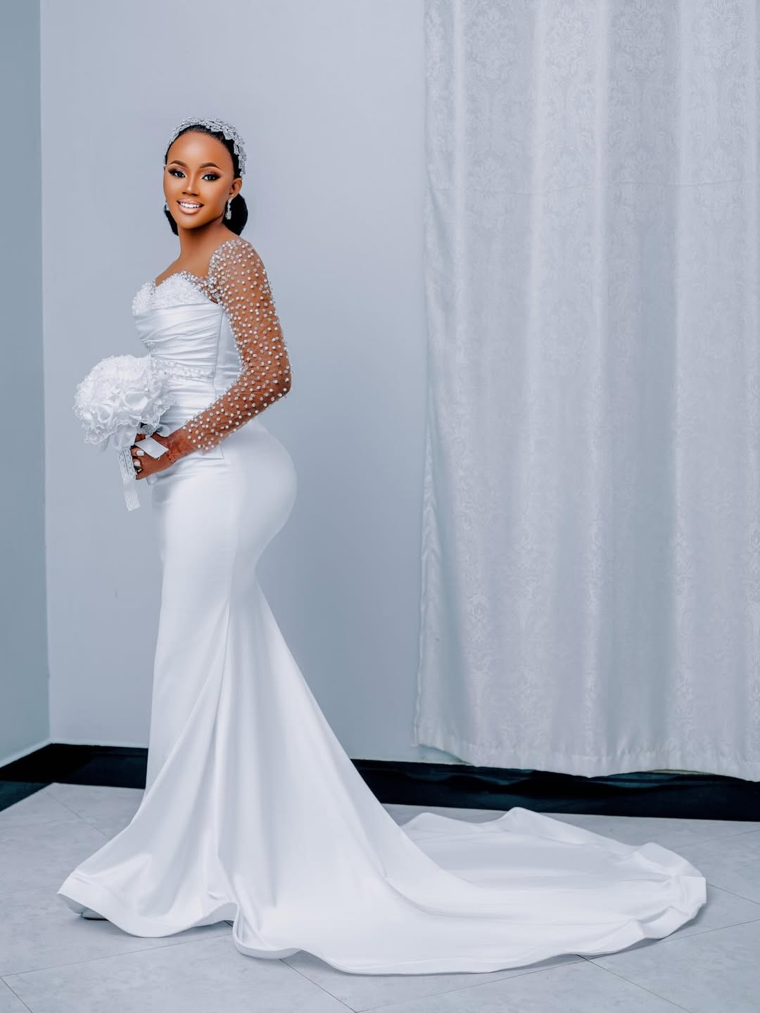 2026 Aso Ebi Arabic Mermaid Wedding Dress For Bride Bridal Gowns Illusion Sheer Neck Long Sleeves Beaded Satin Lace Wedding Gowns for Black Women D735