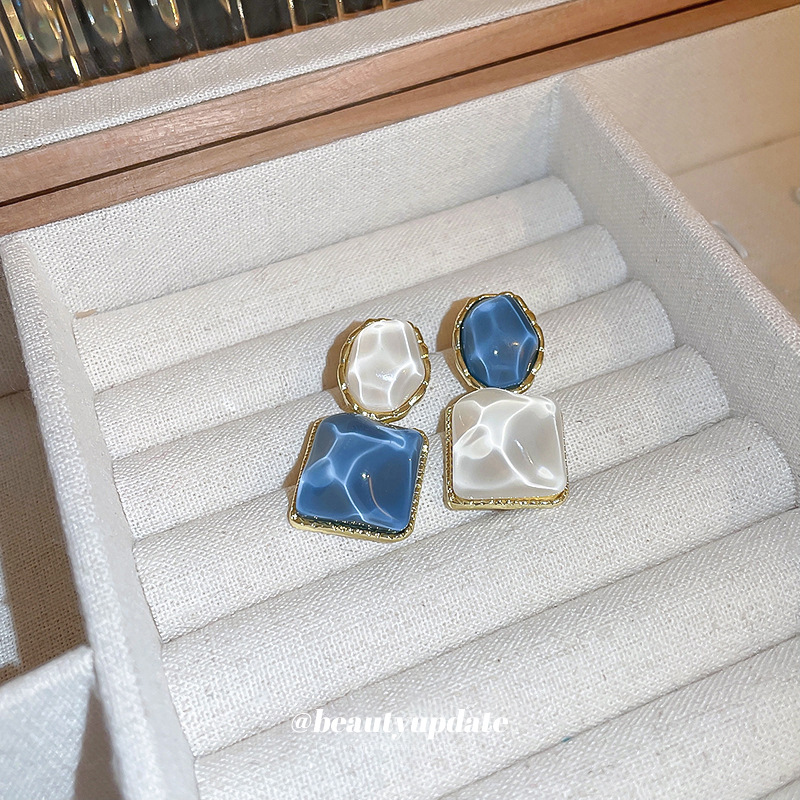 Silver Needle Sparkling Water Pattern Irregular Square Elliptical Earrings French Premium Earrings Earrings Pendants Earrings