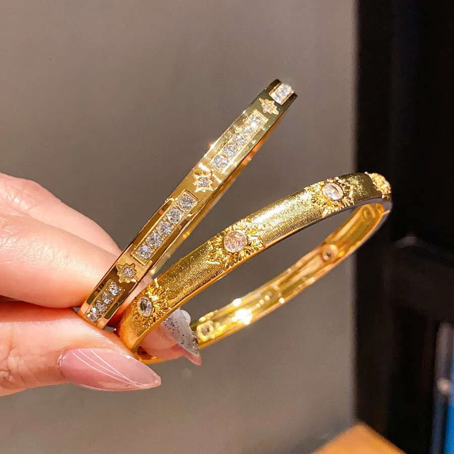 Jewellery High Quality Metal Alloy Rotating Buckle Double Ring Bracelet Retro Trendy Style for Versatile Wear Gift for Any Occasion Textured Unisex Ac