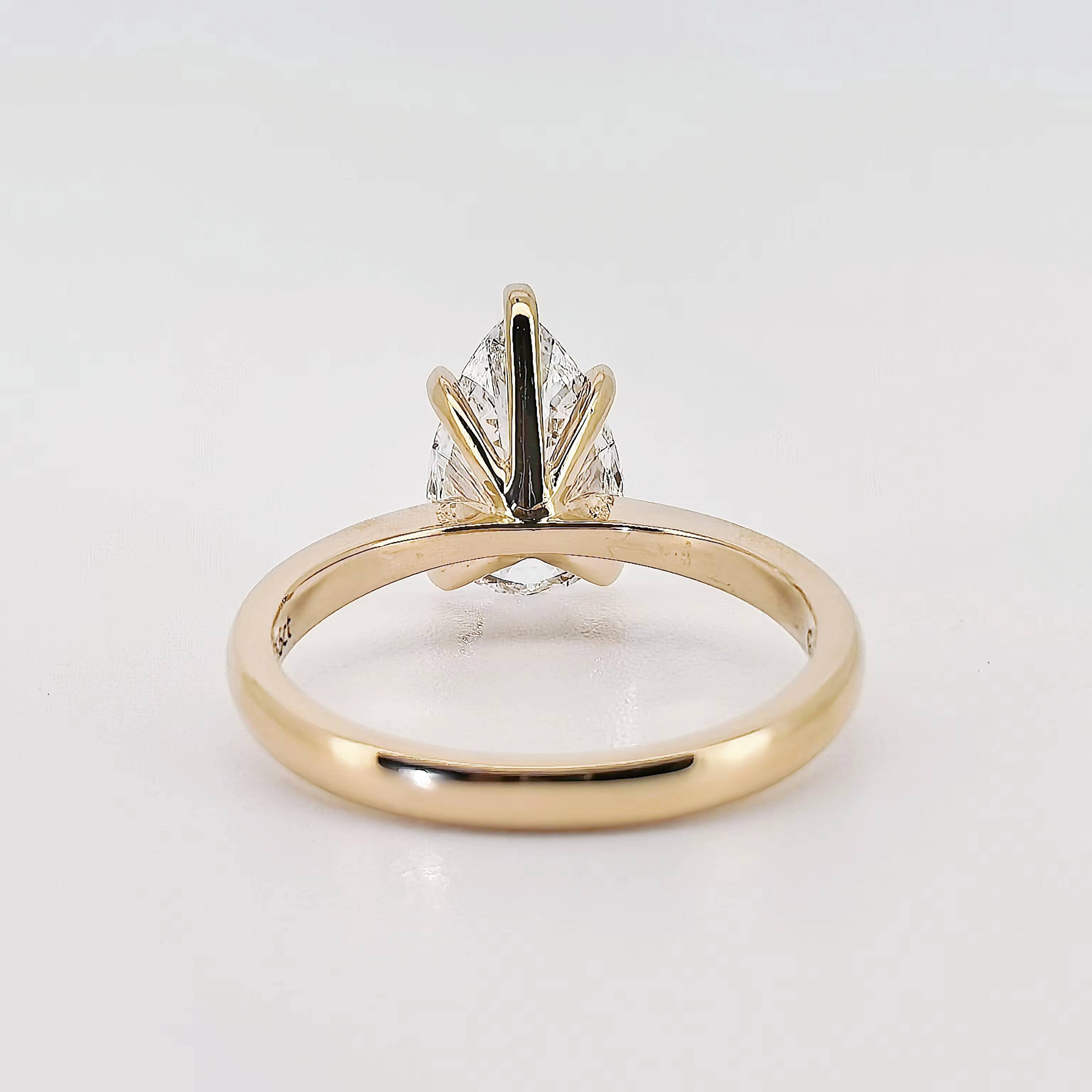 Stargems Radiant Cut 2CT 14k Gold Single Lab-Grown Diamond IGI Certified Romantic Fashion Engagement Wedding Ring