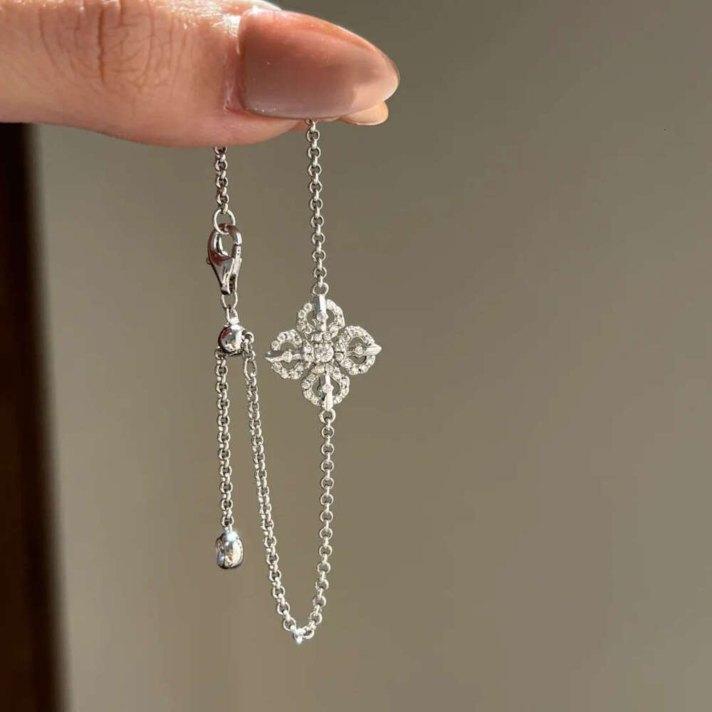 Cross-shaped Clover Bracelet Bracelet Luxe Full-Diamond Pendant Bracelet Light Luxury Versatile Jewelry