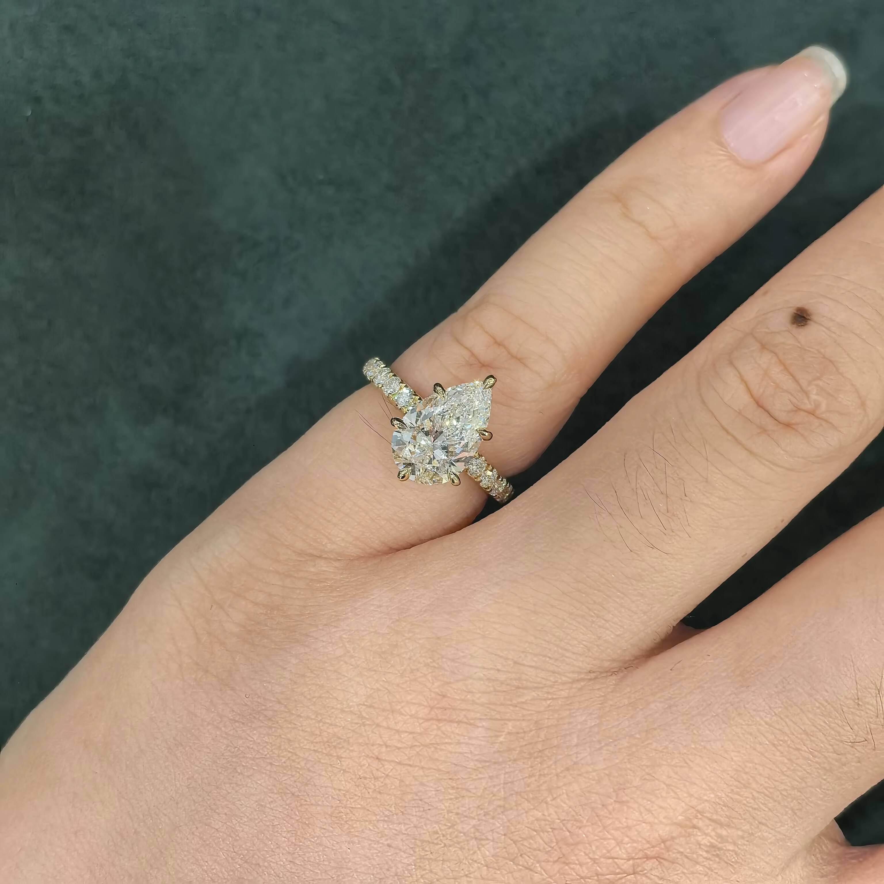 IGI Certified CVD HPHT Lab Grown Diamond 18K Solid Gold Plated White Gold Marquise Cut Engagement Ring