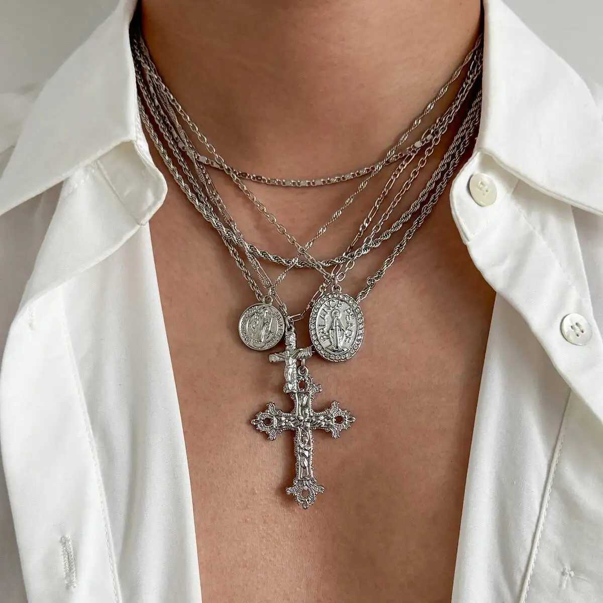 Salircon 6 Pcs/Set Hip Hop Punk Jesus Cross Pendant Necklace Women Men Trendy Gold Color Adjustable Clavicle Chain Jewelry Gift Y251227
