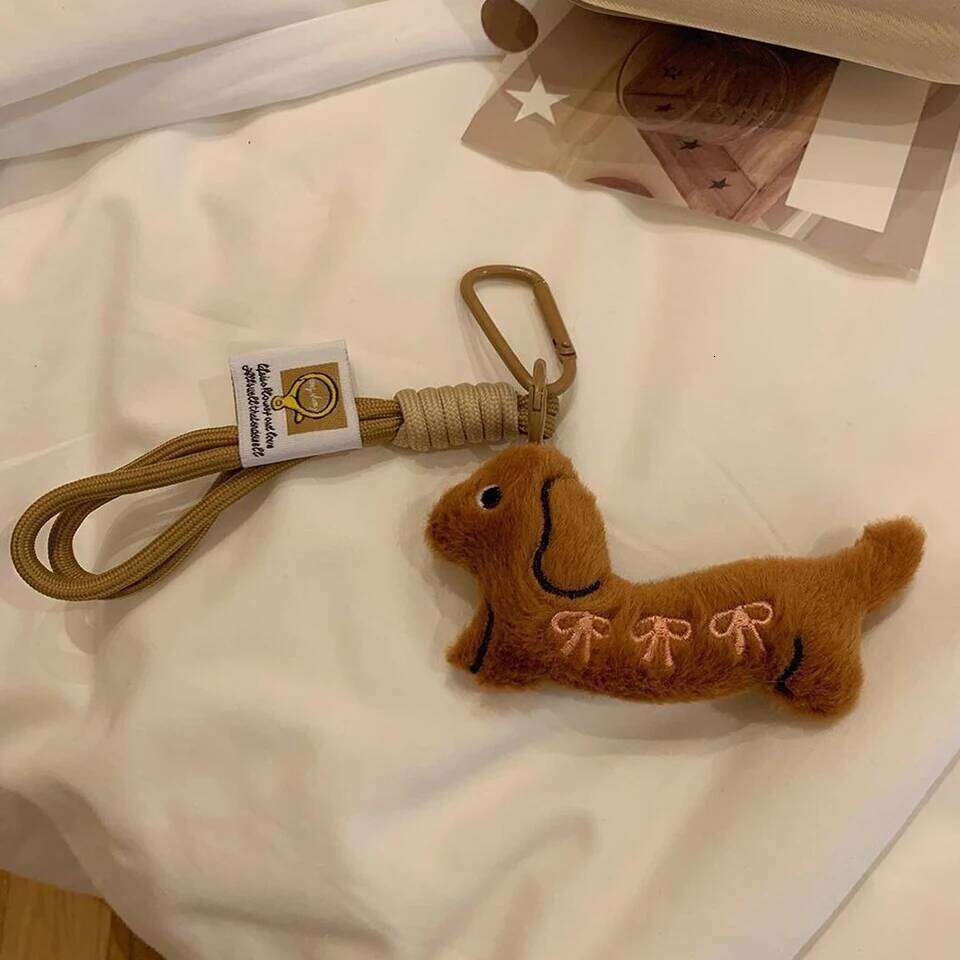 ZAKOL Sweet Kawaii Dachshund Keychain Doll Cartoon Puppy Keyring Couple Key Holder Backpack Pendant Decoration Gifts
