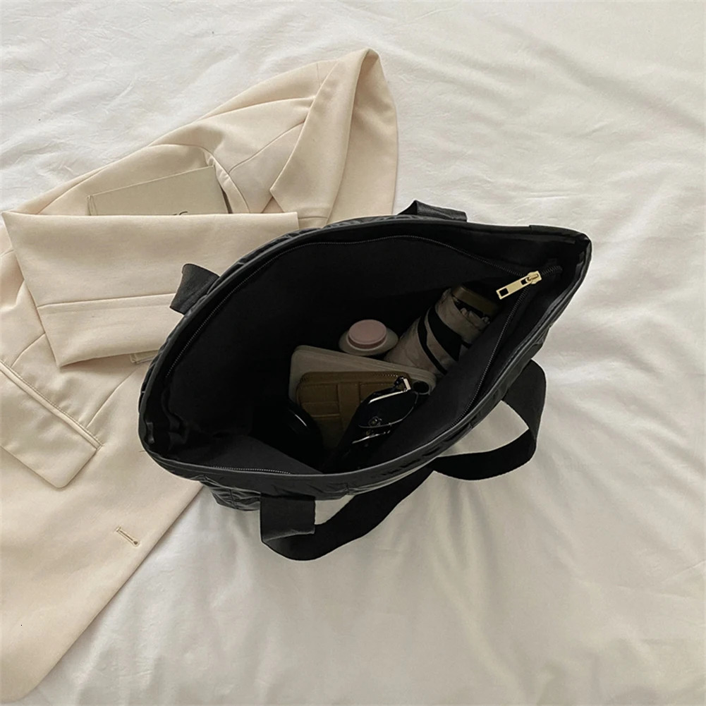 Fashion Women Tote Bag Large Capacity Cotton Padded Ladies Tote Handbags Rhombus Shopping Bag Quilted Solid for Leisure Travel251222