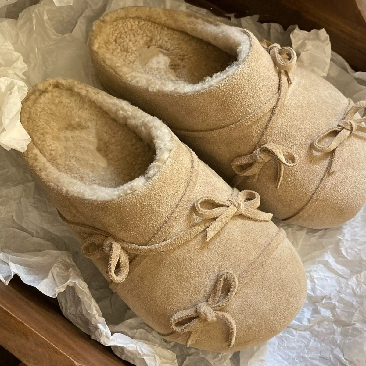 New Free shipping snow boots for womens snow slippers khaki brown Fashionable Versatile Bow Home Slippers