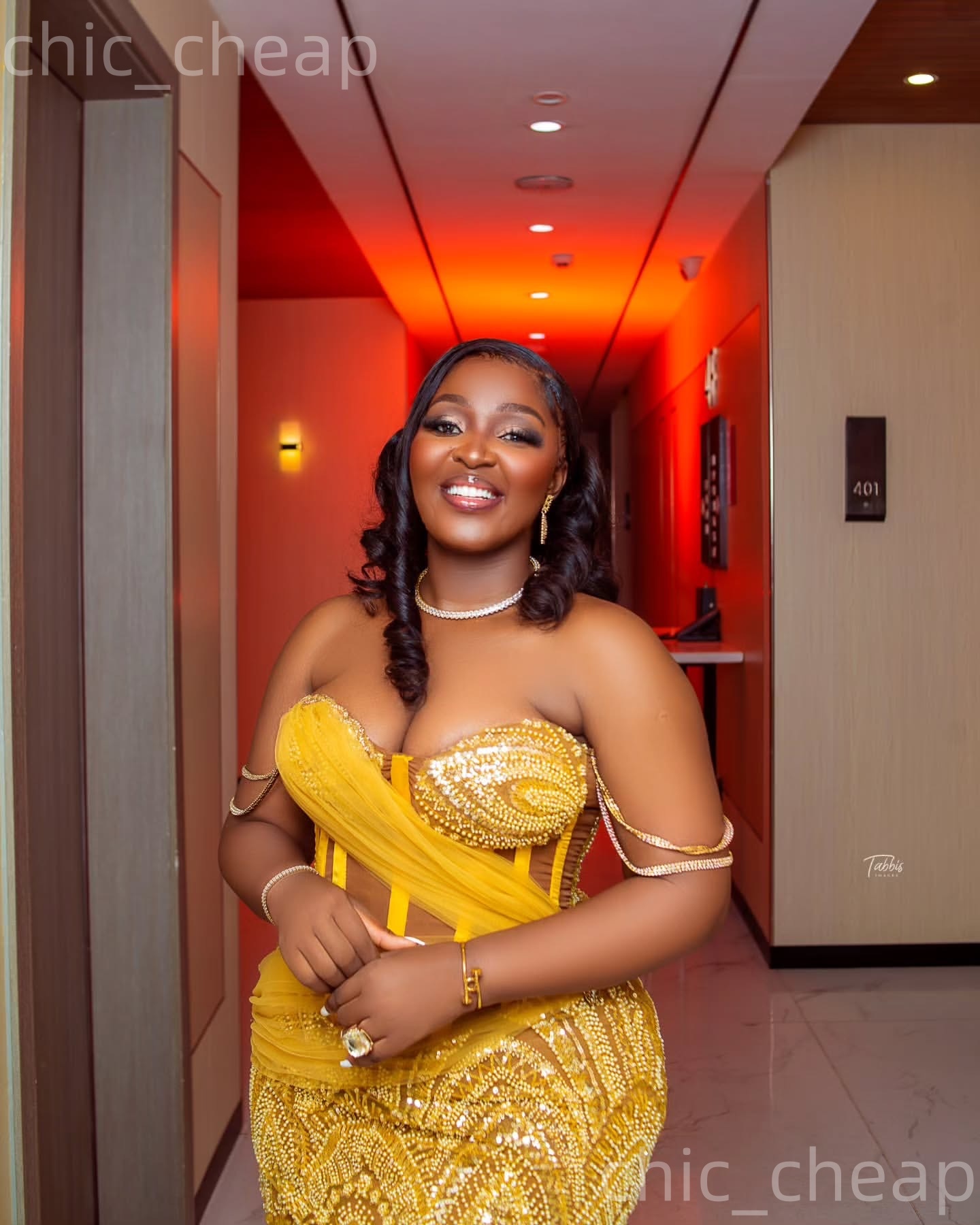 Chic Yellow Sheath 2026 Cocktail Dress Sweetheart Sequined Illusion Short Mini Graduation Homecoming Dresses For Special Occasions Sweetheart Gowns