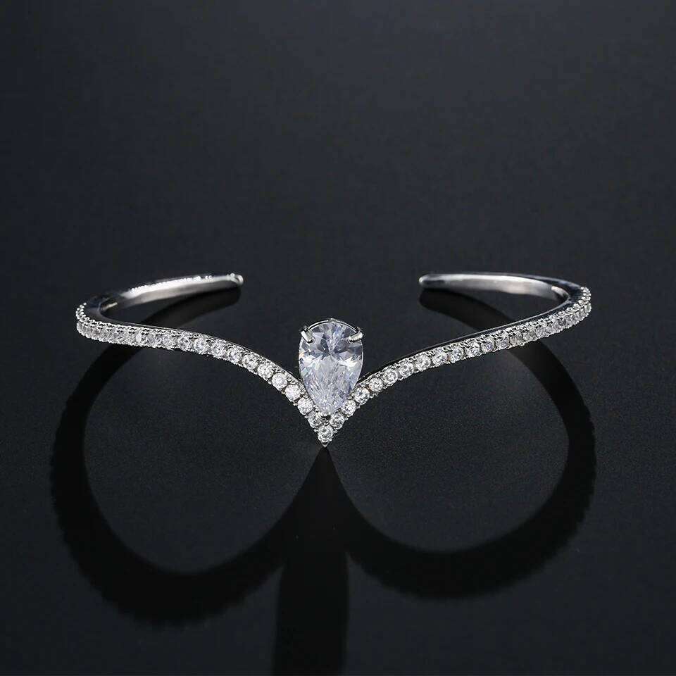 ZAKOL Luxury Exquisite Crown Open Bracelet for Women Sliver Color Water Drop Clear Crystal Zirconia Wedding Engagement Jewelry