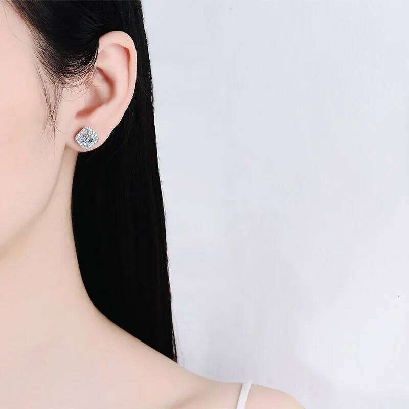 18K Gold Inlaid Women's Square Moissanite Pt950 Platinum Diamond Earrings, Fashionable Holiday Gifts cda