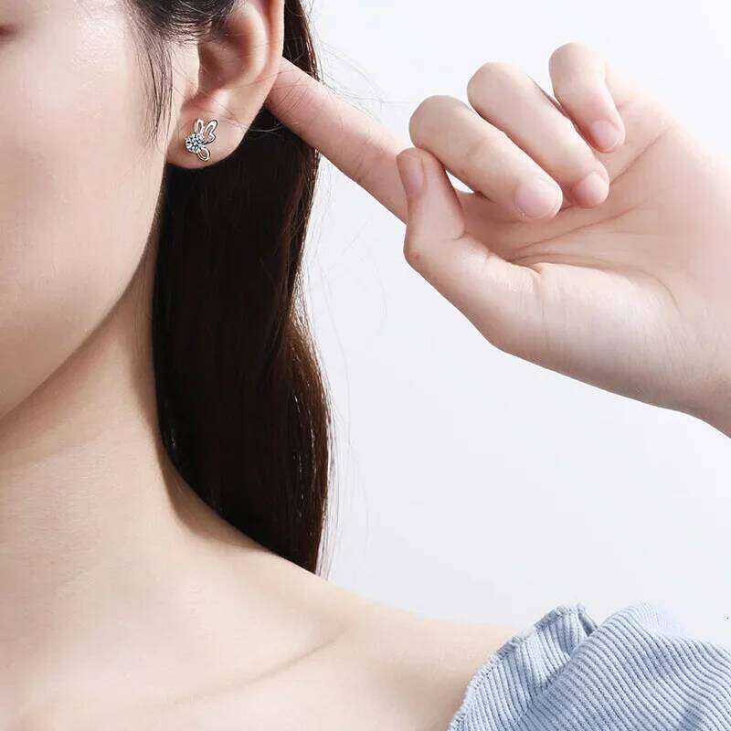 18K gold set with diamonds PT950 platinum butterfly classic 0.5 Ct earrings, moissanite simple earrings c66