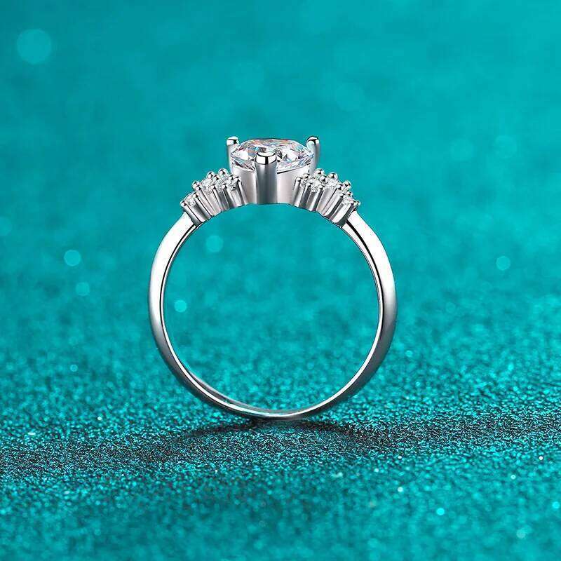 18K gold women's pt950 platinum proposal inlaid with heart-shaped moissanite ring, simple temperament 3e8
