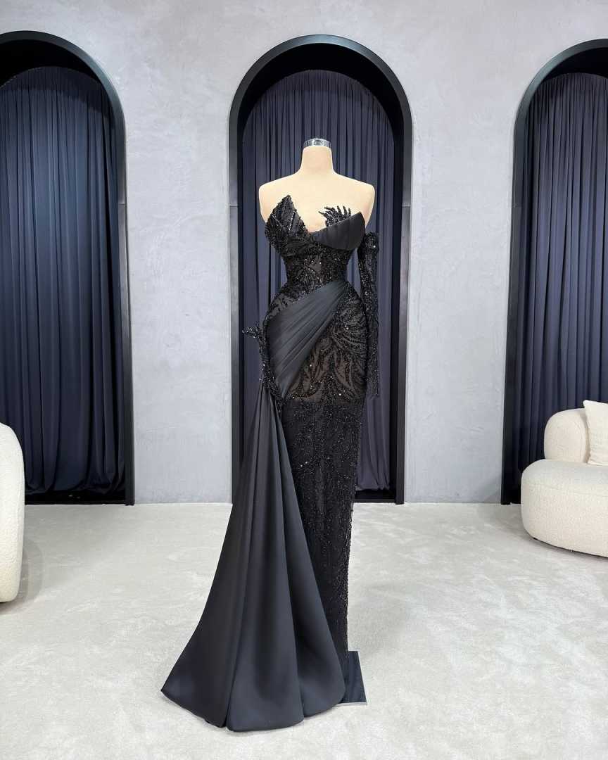 Stylish Mermaid Evening Dress Strapless Beaded Sequins Prom Gowns Sheath Sleeveless Pleats Floor Length Party Dresses Customized