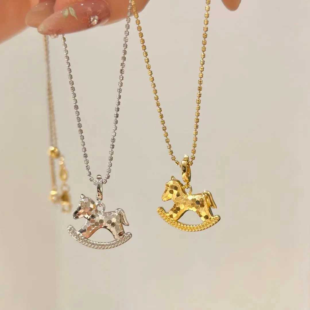New Design Pulling Chain Little Horse Pendant Necklace for Women Lovely Gold Plated Clavicle Necklace Friendship Jewelry Gift Y251227