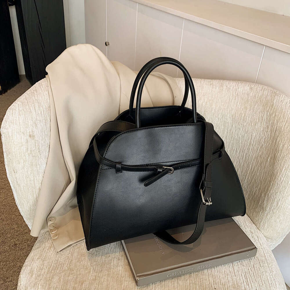 Totebag Shoulder ROSE NOIRE Large Capacity Retro Handbag For Women New Loose Feel R Ow Trendy High End Niche Tote Bag