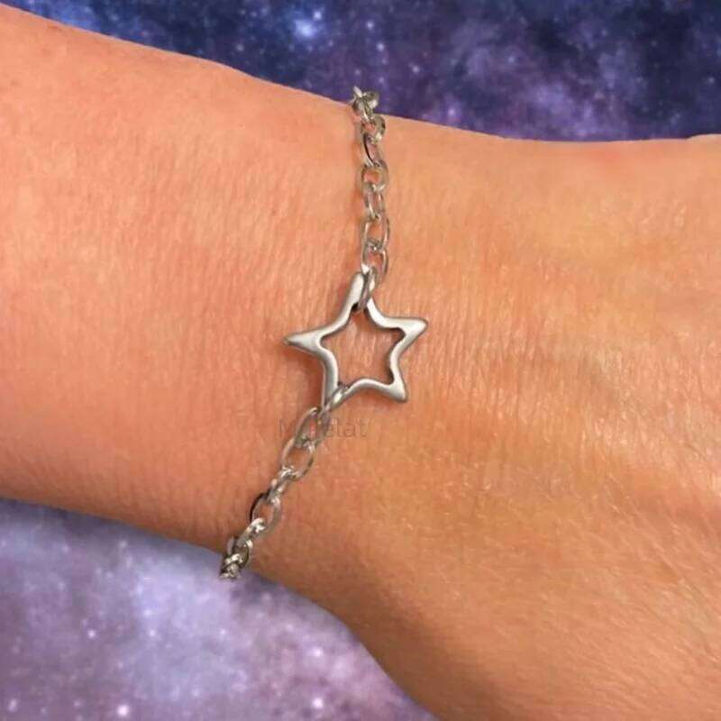 Stainless Steel Linking STAR Pendant Bracelet No Tarnish Oval Link Chain ~ Mini Paperclip Women Teen Fun Fashion On The Go 25H1229