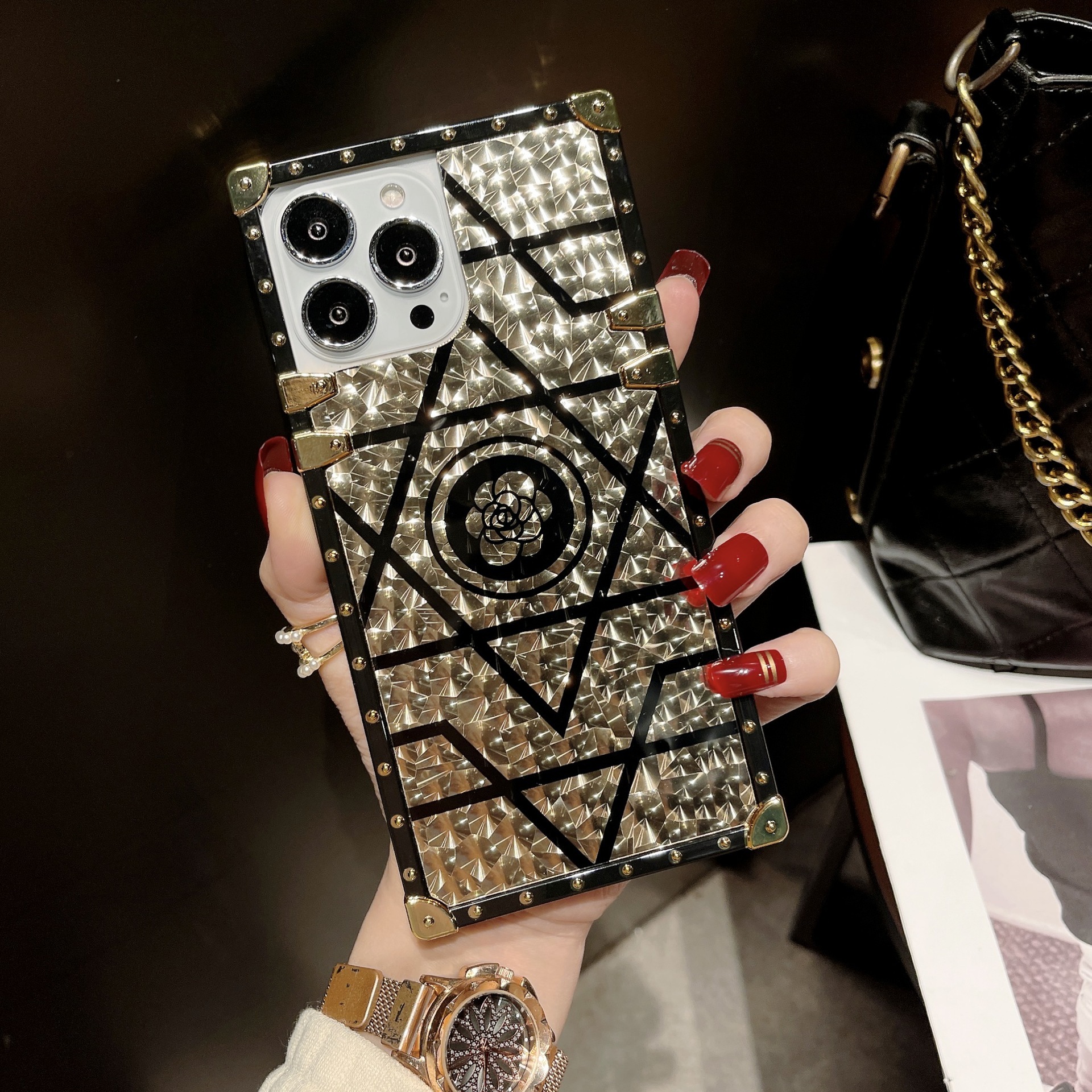 Trendy Brand Compatible with iPhone 16 Pro New Style Phantom Flower Phone Samsung S25U Square Shockproof Case