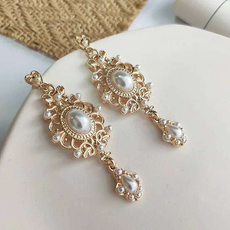 Vintage Palace Golden Pearl Hanging For Women Wedding Baroque Bohemia Fine Drop Earrings Female Elegant Jewelry Gift C251227