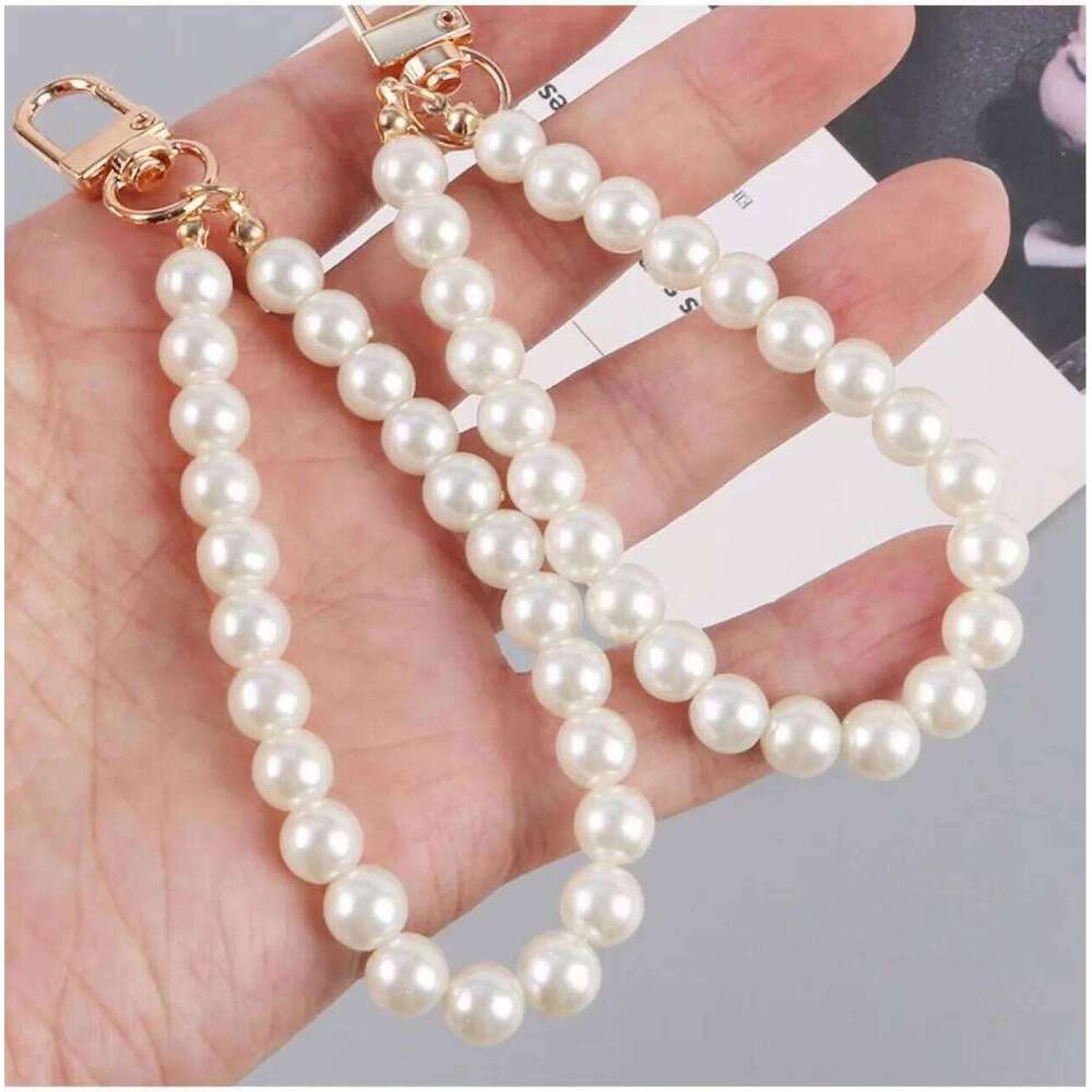 ZAKOL Cute Keychain for Women Girls Shiny Pearl Bead Shell Phone Bag Backpack Charm Accessory Car Key Chain Pendant