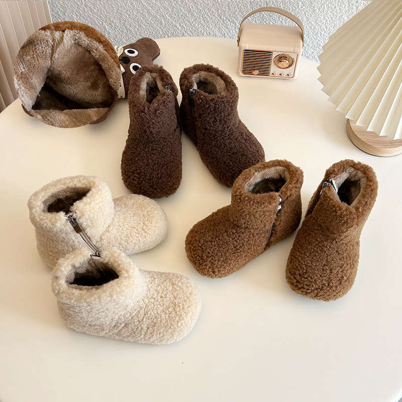 Korean Style Girls' Furry 2025 Winter Warm Children's Snow Niche Cute Fleece-Lined Short Baby Cotton Boots