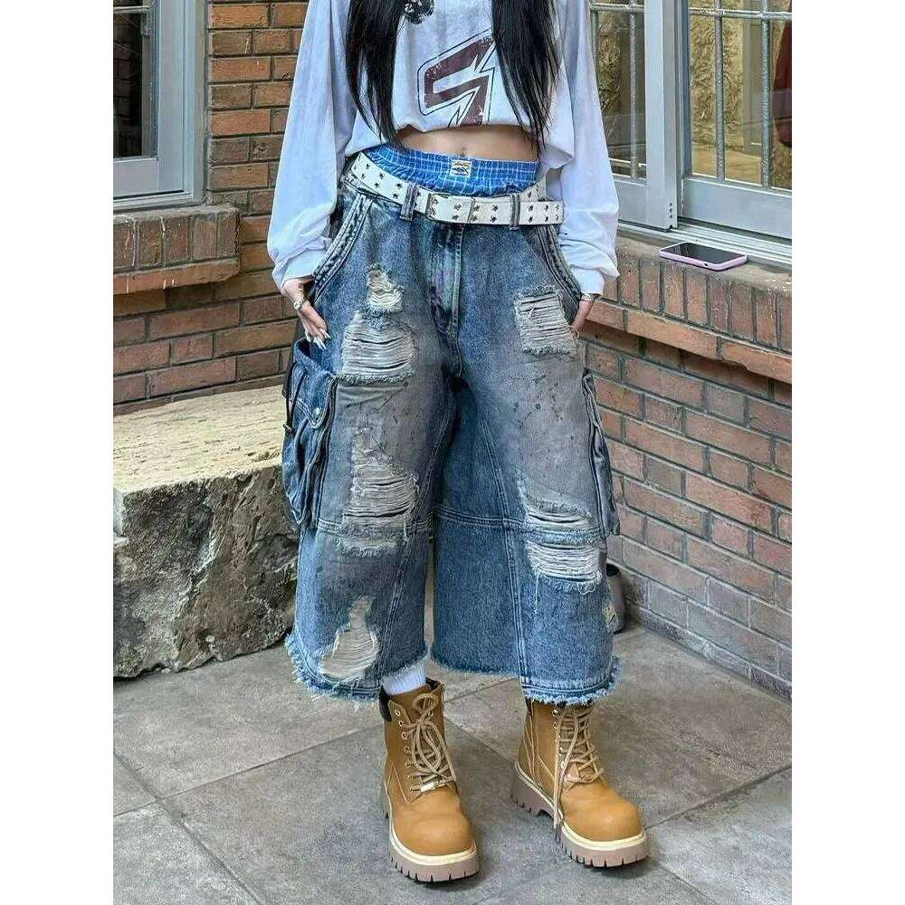2025 American Vintage Old Baggy Slim Machete Shorts Female Y2K Harajuku Hot Girl Washed Hole Denim Cropped Pants Tide